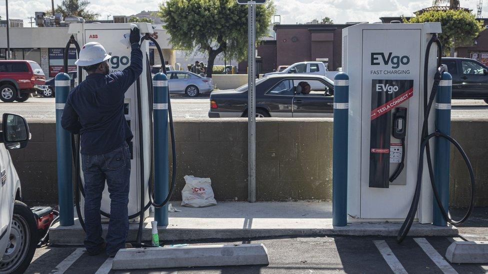 electric vehicle charging station in CA