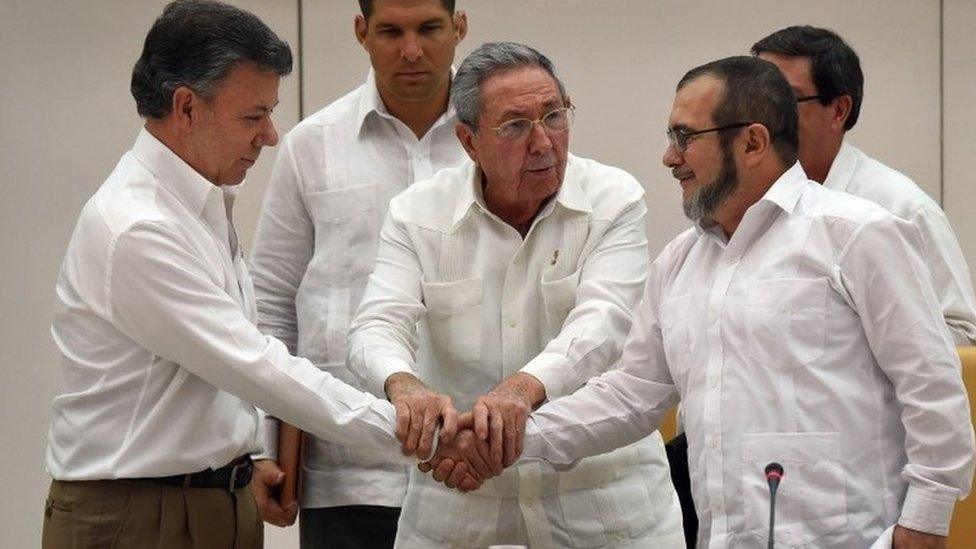 Juan Manuel Santos, Raul Castro and Timochenko in Havana