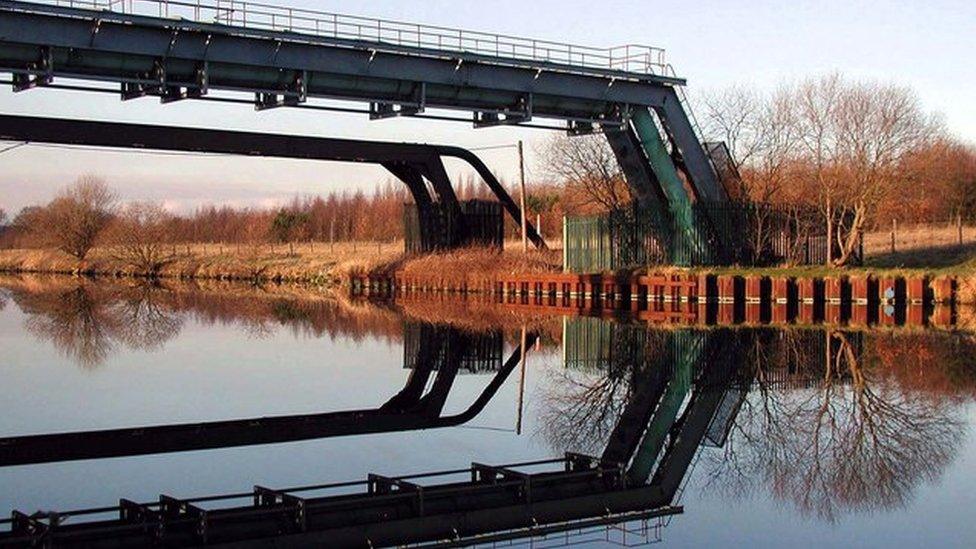 Aire and Calder Navigation at Woodlesford