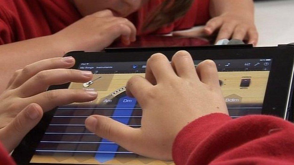 Child using a tablet computer