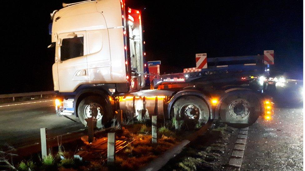 The lorry which hit the central reservation on the M4