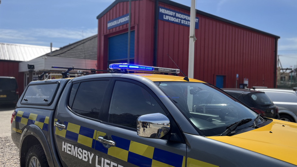 Hemsby lifeboat and vehicle