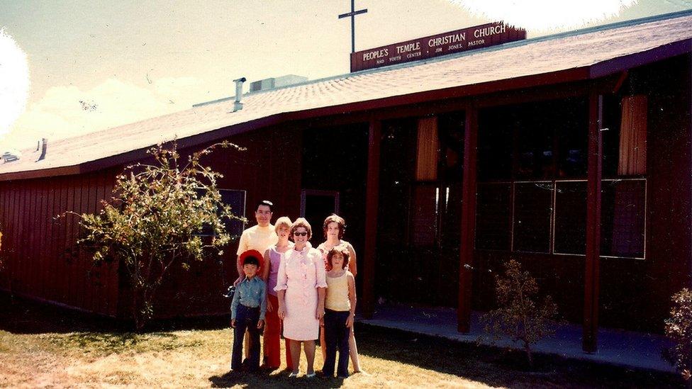 Jim Jones, Lois Ponts and her children Donna Ponts and Cindy Ponts, and Robin Wages and Takashi Hatoyama.