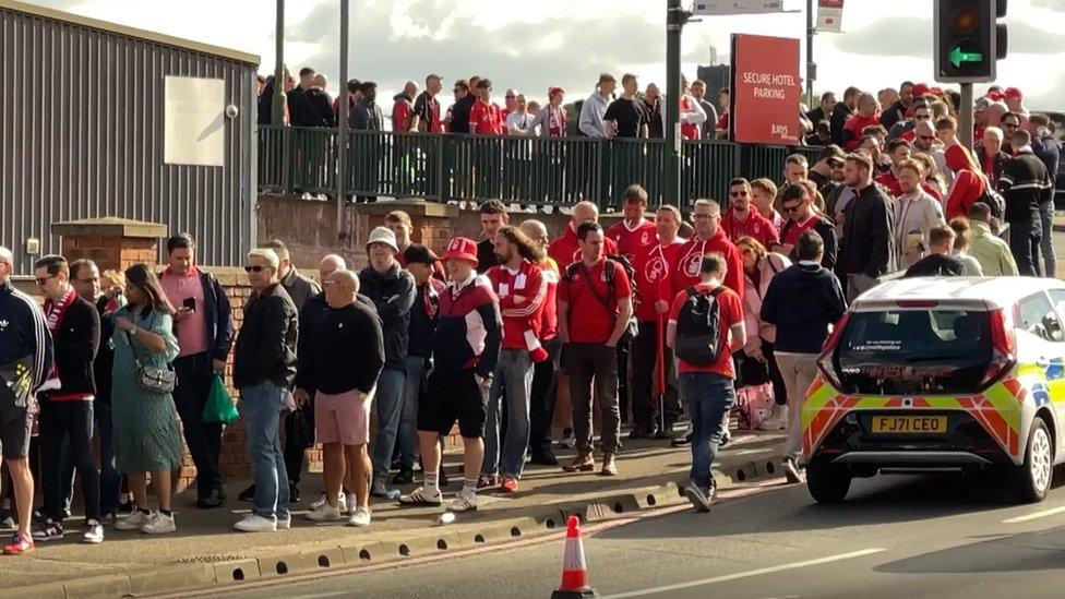 Huge queues at Nottingham Train Station ahead of Nottingham Forest play-off final at Wembley, London