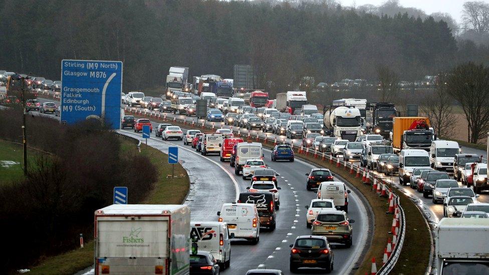 Traffic queues