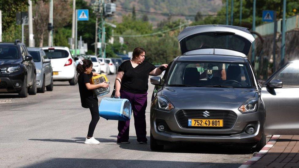 families leave Kiryat Shmona