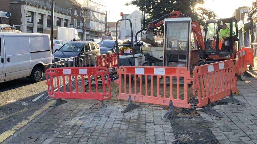 Roadworks in Dunstable