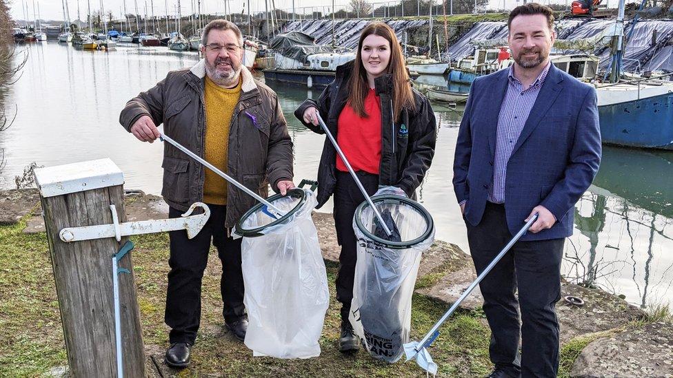 Cllr Hiett and Street Wardens at Lydney Harbour