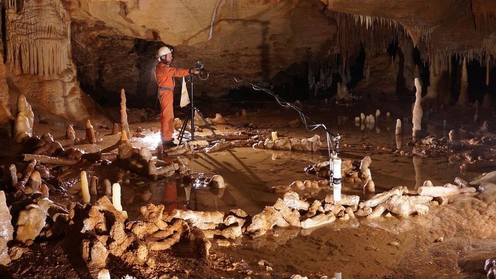 Bruniquel Cave