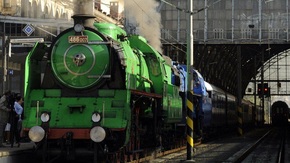 The Winton Train leaves Prague Main Railway Station in 2009