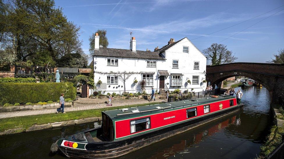 Bridgewater canal at Lymm in Cheshire