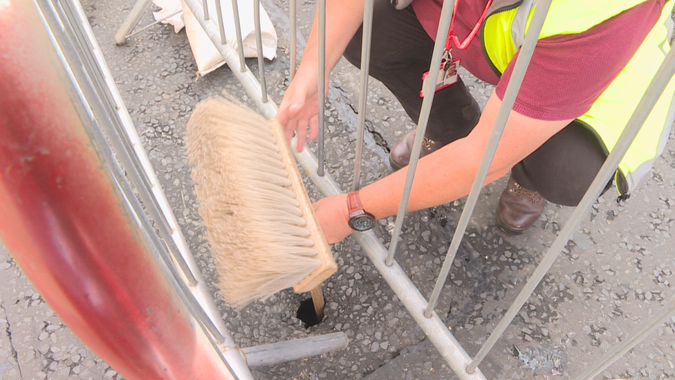 Broom Pic: Zoe MacDonald