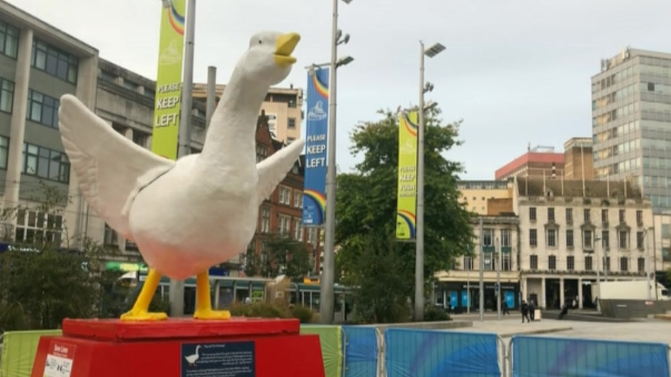 Goosey the Goose Fair goose