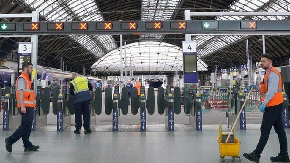 Queen Street station