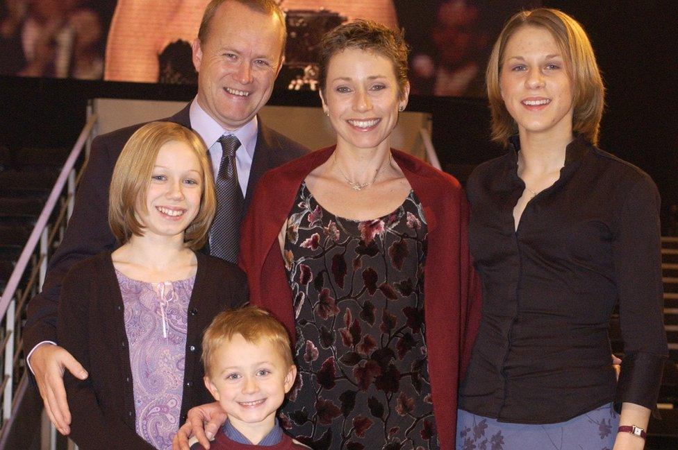 Jane and Mike Tomlinson with their children Suzanne, Rebecca and Steven at the BBC Sports Personality of the Year awards in 2002