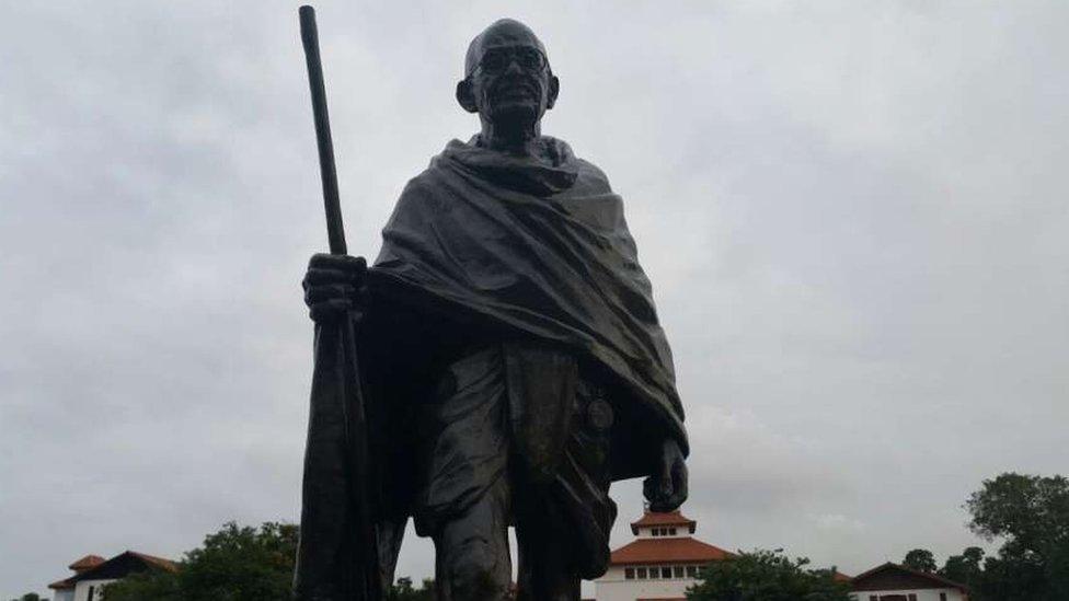 Mahatma Gandhi statue