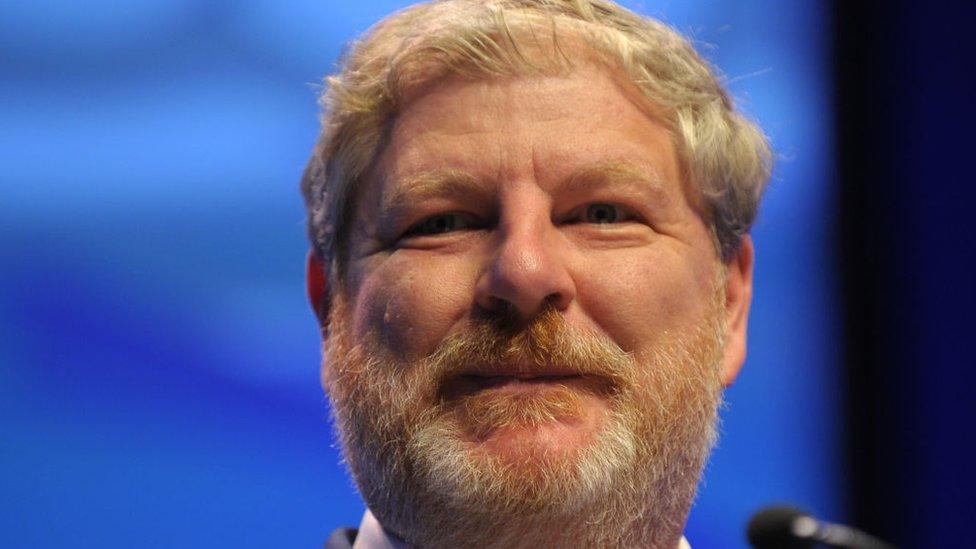 Angus Robertson