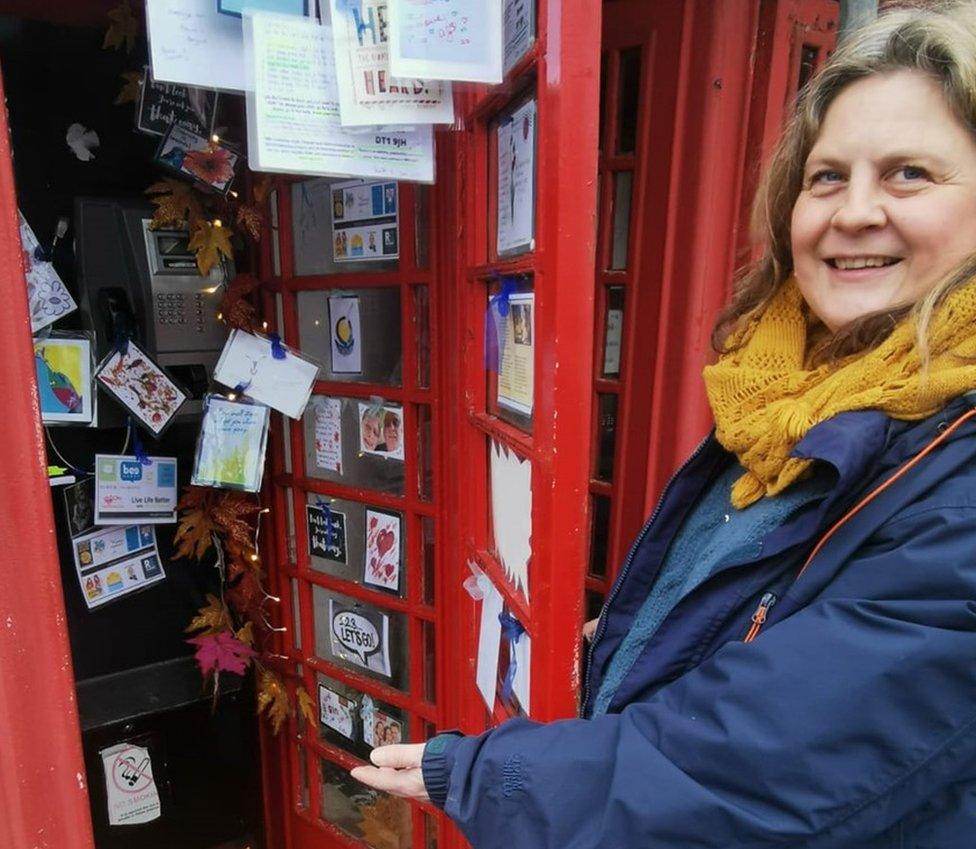 Anthea Parker / phone box