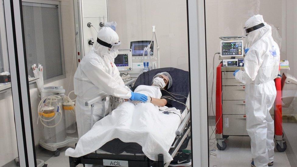 Two medical staff treating a patient at the Dr Sehit Ilhan Varank hospital