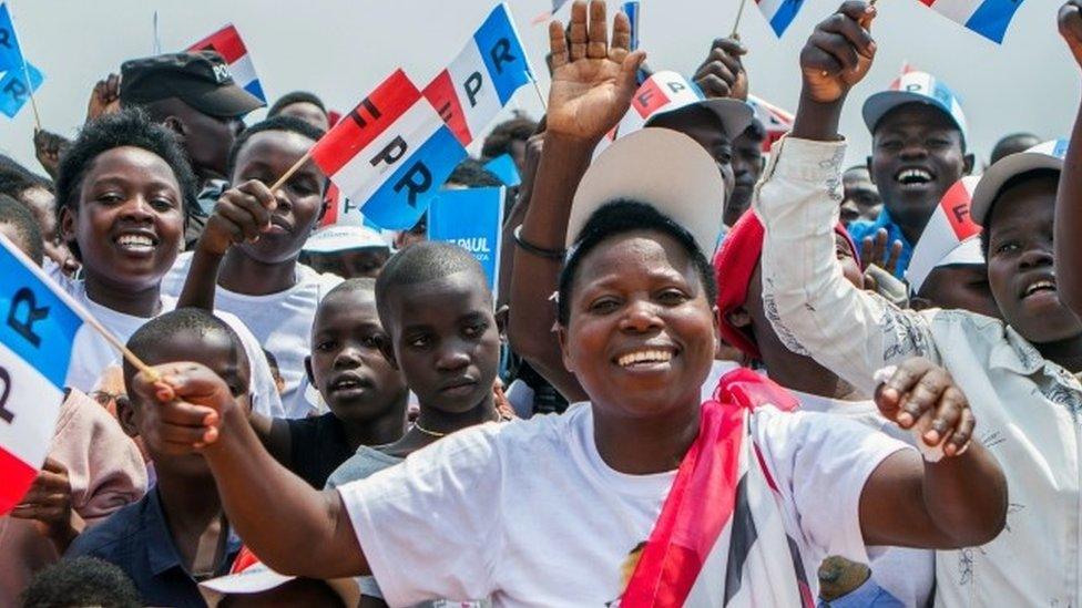 Supporters of the ruling Rwandan Patriotic Front (RPF) cheer during a rally by Rwandan President Paul Kagame in Nyanza, Rwanda, July 14, 2017.