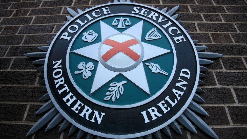 The Police Service of Northern Ireland crest