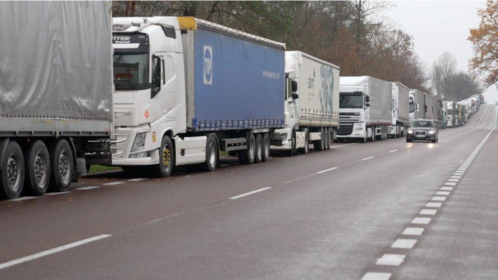 truck queue