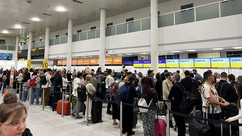 Queues at Gatwick