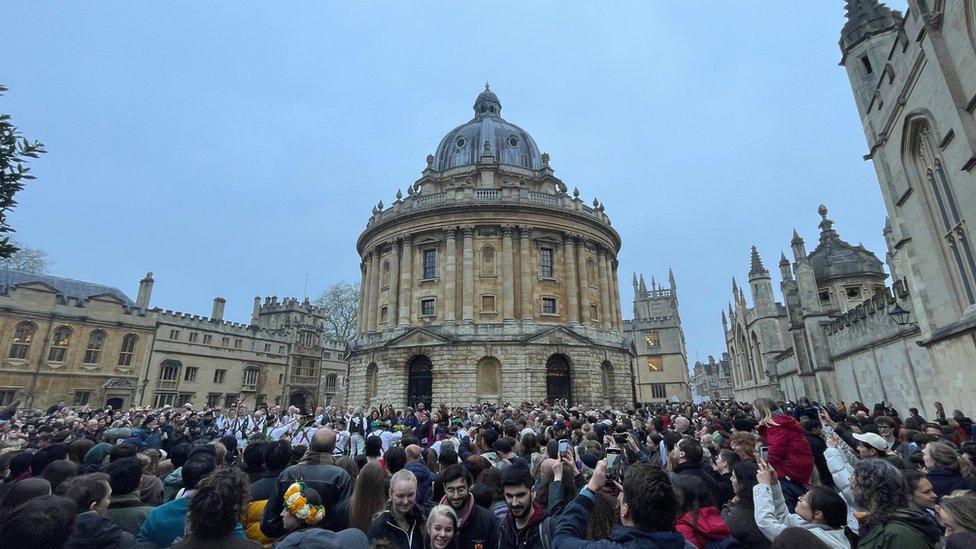 Thousands of people outside the Radcliffe Camera