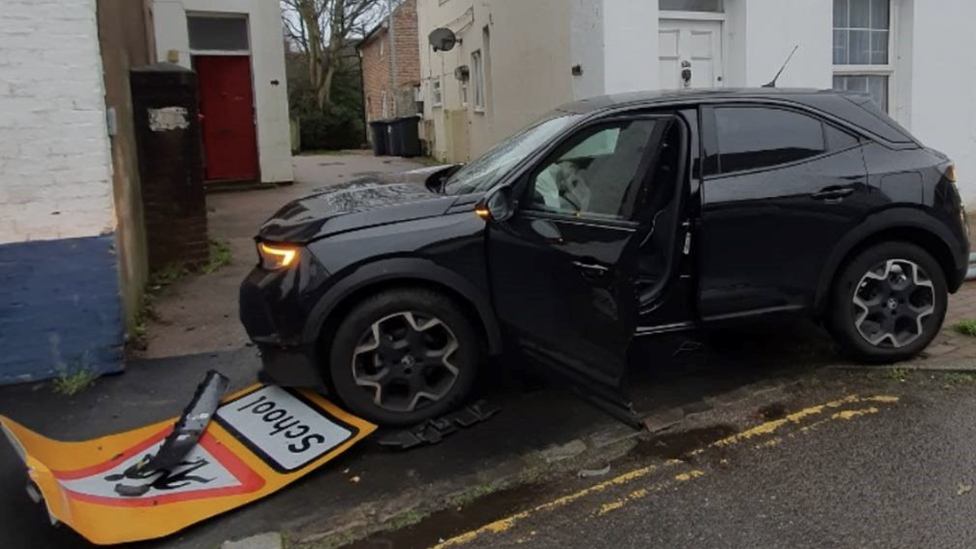 Car crashed into sign