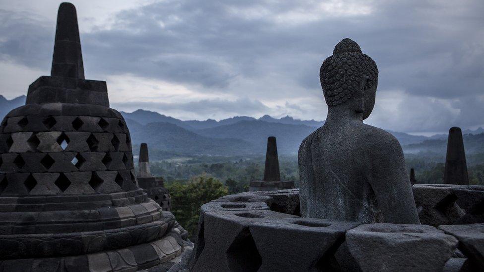 buddha yn indonesia