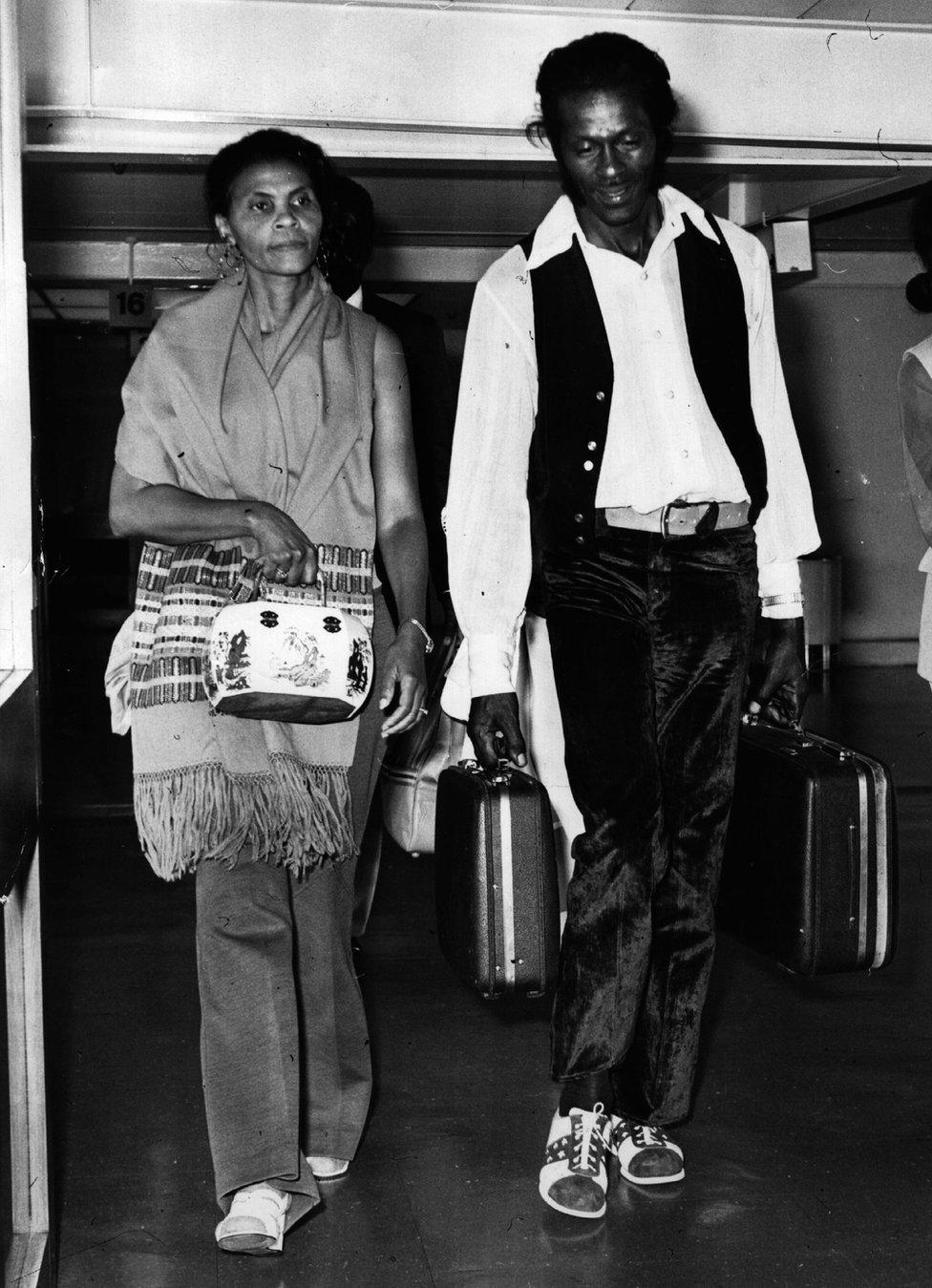 1st August 1972: Rock 'n' roll legend, singer, songwriter and guitarist Chuck Berry arrives at Heathrow Airport with his wife Themetta.