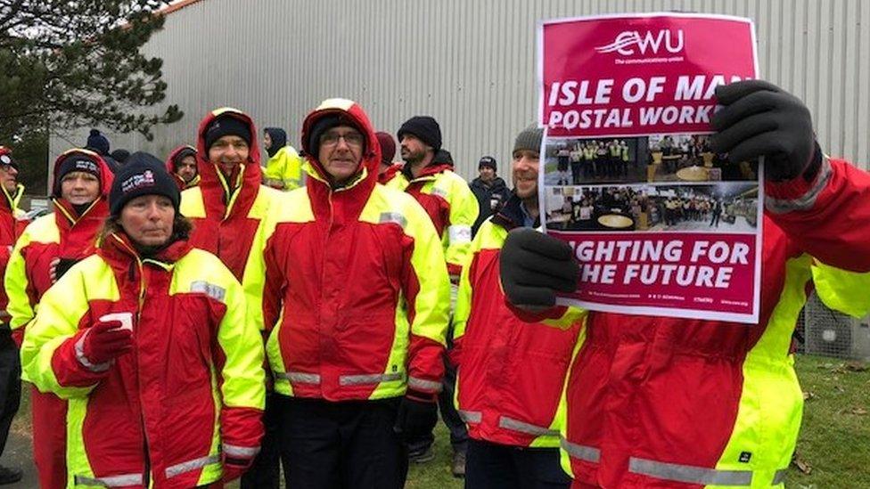 Isle of Man postal strike, Douglas