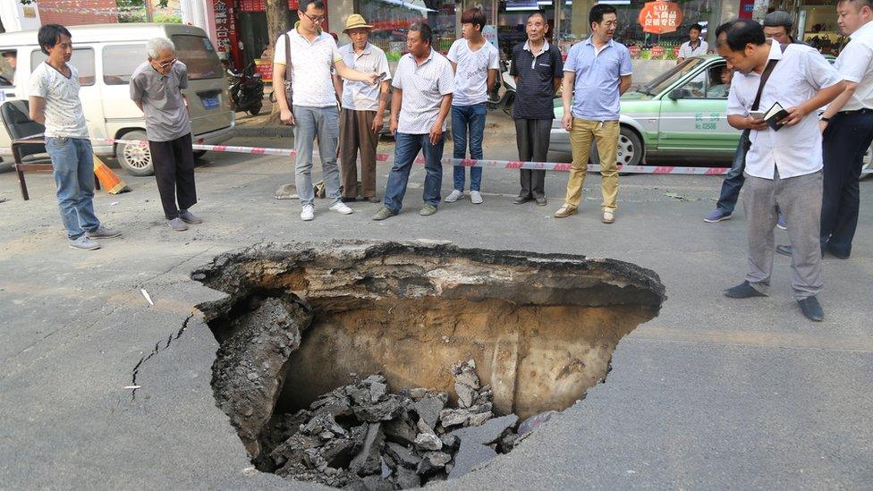 Road hole subsidence