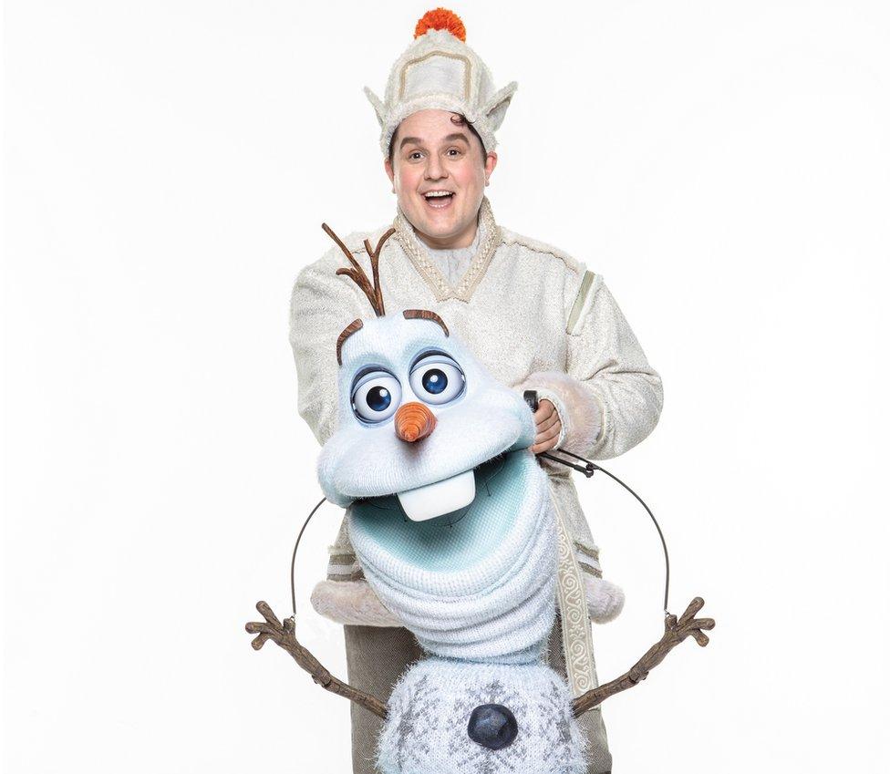 Craig Gallivan (Olaf)