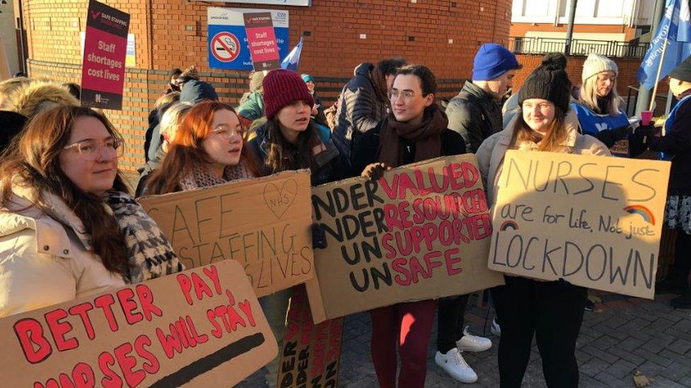 Picket line at Leeds General Infirmary