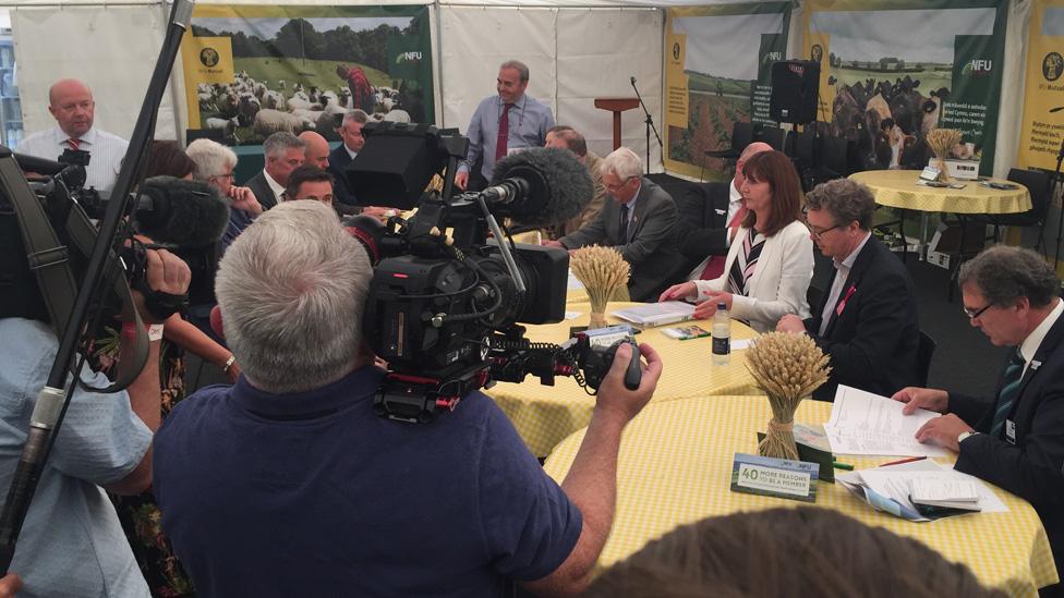 Lesley Griffiths meets farming unions