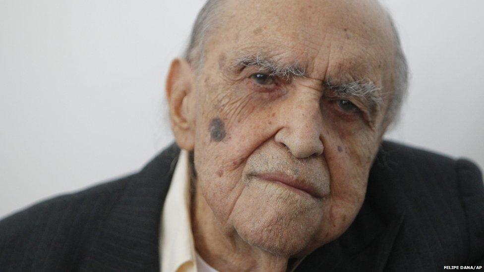 Brazilian architect Oscar Niemeyer attends a ceremony where he was decorated with Spain's Arts and Letters medal in Rio de Janeiro, Brazil, 2010