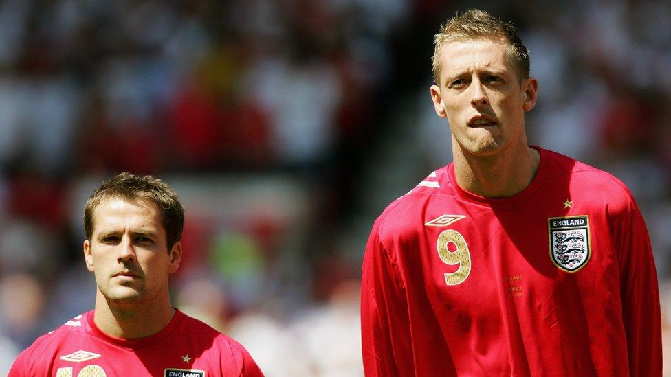 Peter Crouch and Michael Owen