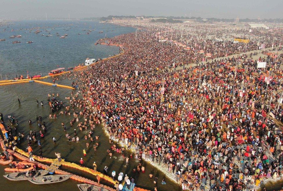 crowds at Sangam