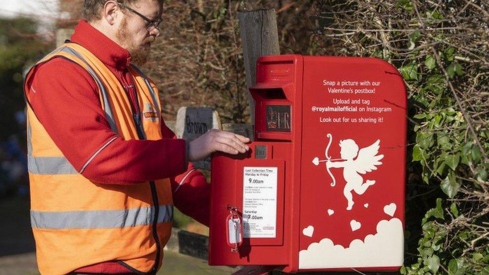 Lover postbox