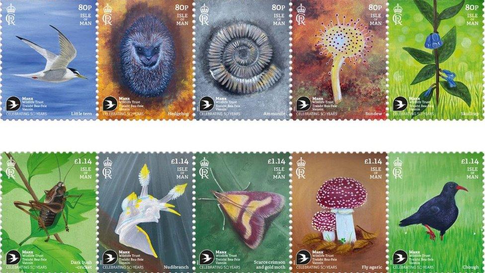 Stamps featuring paintings of wildlife