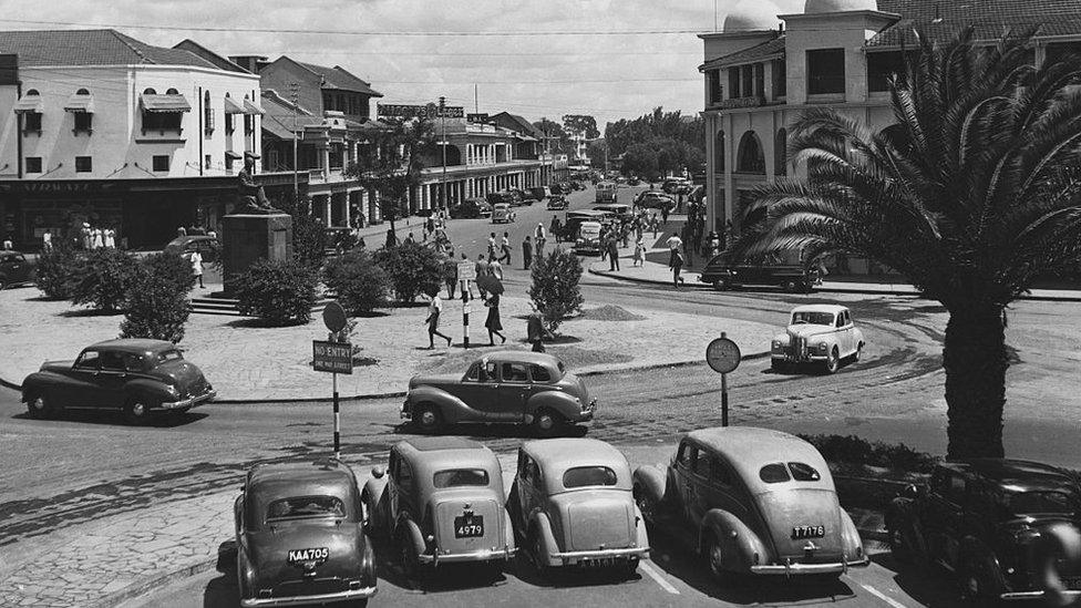 Busy Delamere Avenue in the 1940s