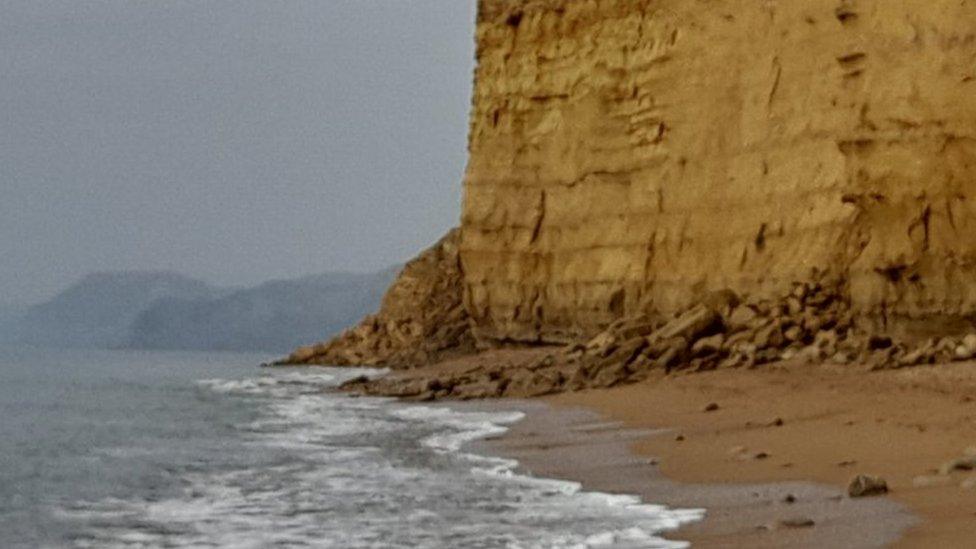 Rock fall at Hive Beach