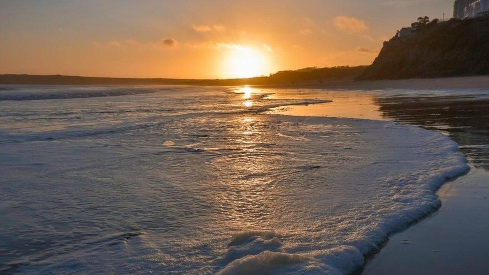 How inviting does Tenby's South Beach look in Mandy Llewellyn's shot?