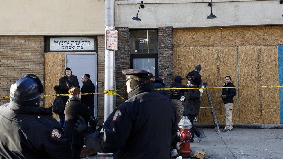 the scene at the supermarket