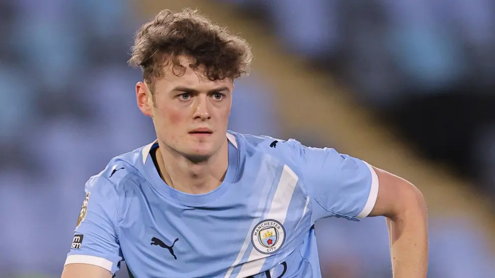 El Northampton ficha al delantero del Man City, Warhurst.