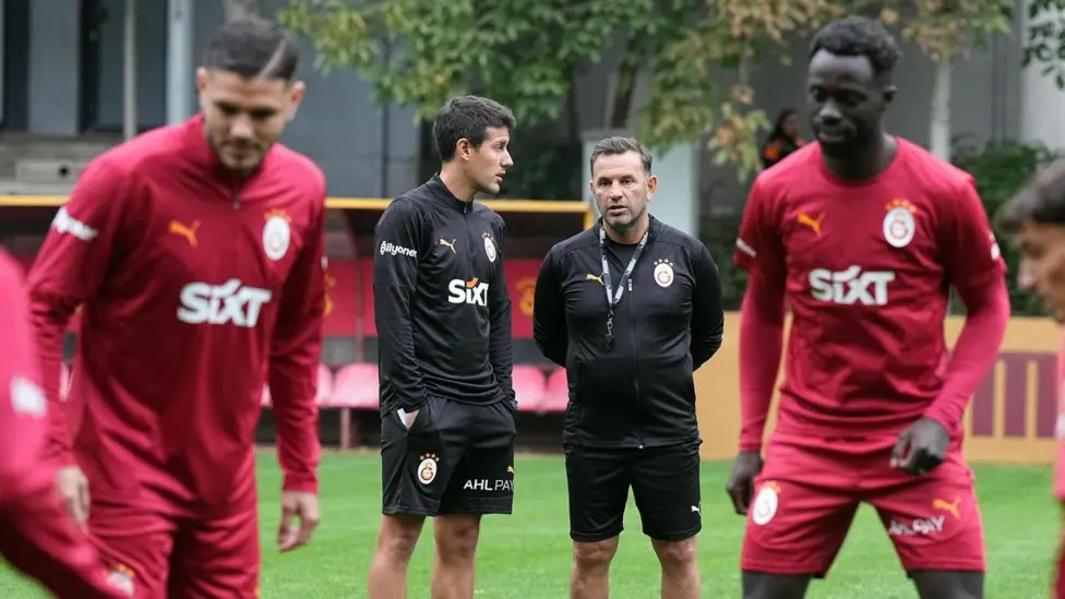 Ismael Garcia Gomez (left) 