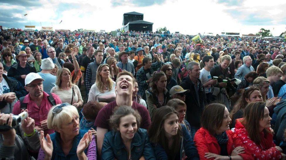 A crowd from a previous year of the festival 