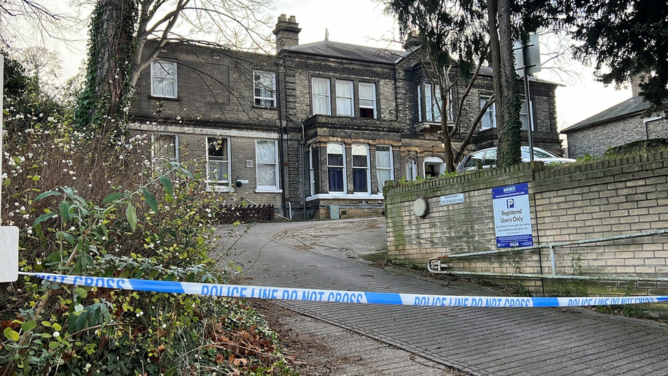 Police cordon on Norwich Road