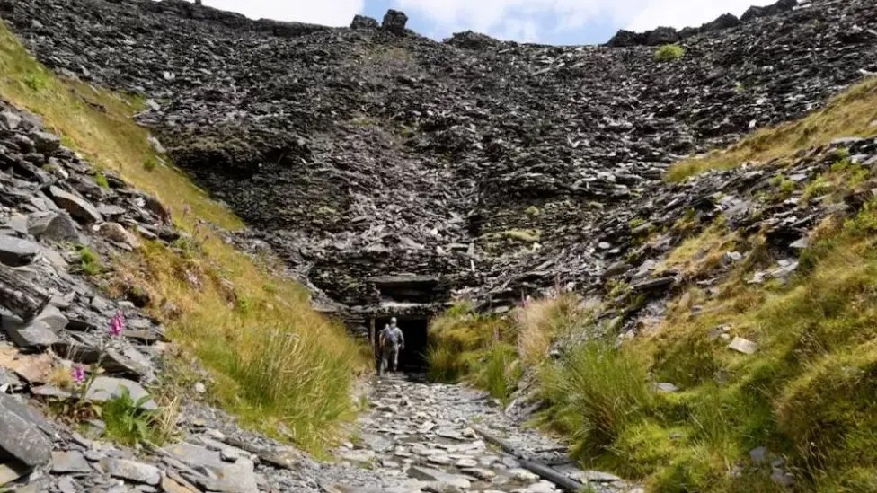 Pictures of the entrance to the worlds deepest hotel in Wales